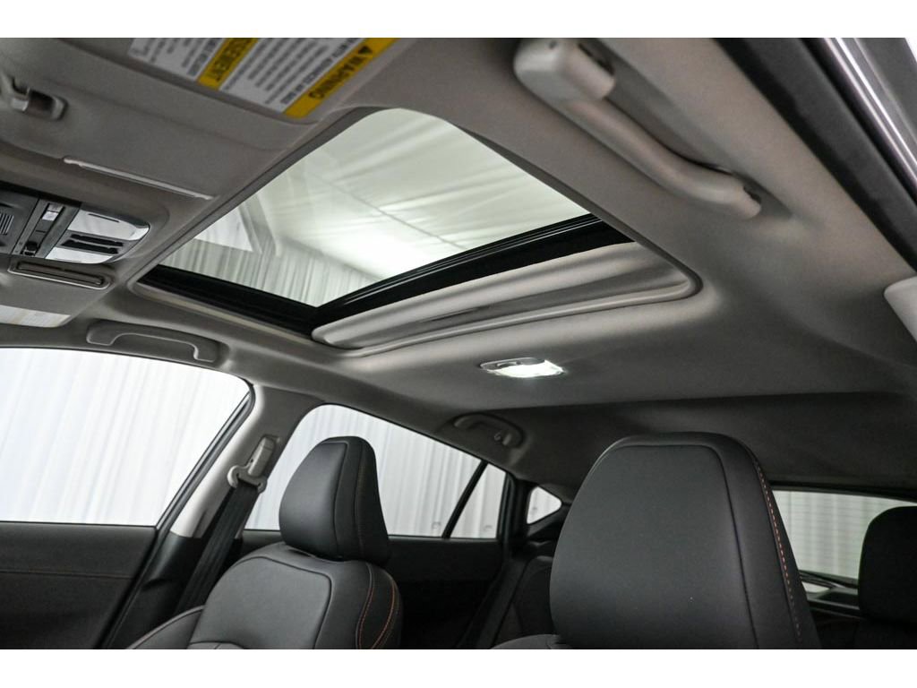 Used 2025 Subaru Crosstrek 2.5i Limited w/ Crosstrek Mirror Package image 18