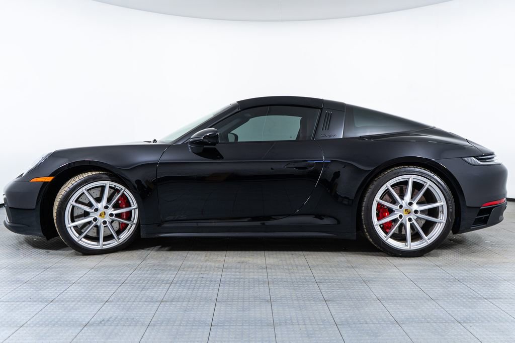 Used 2024 Porsche 911 Targa 4 GTS image 39