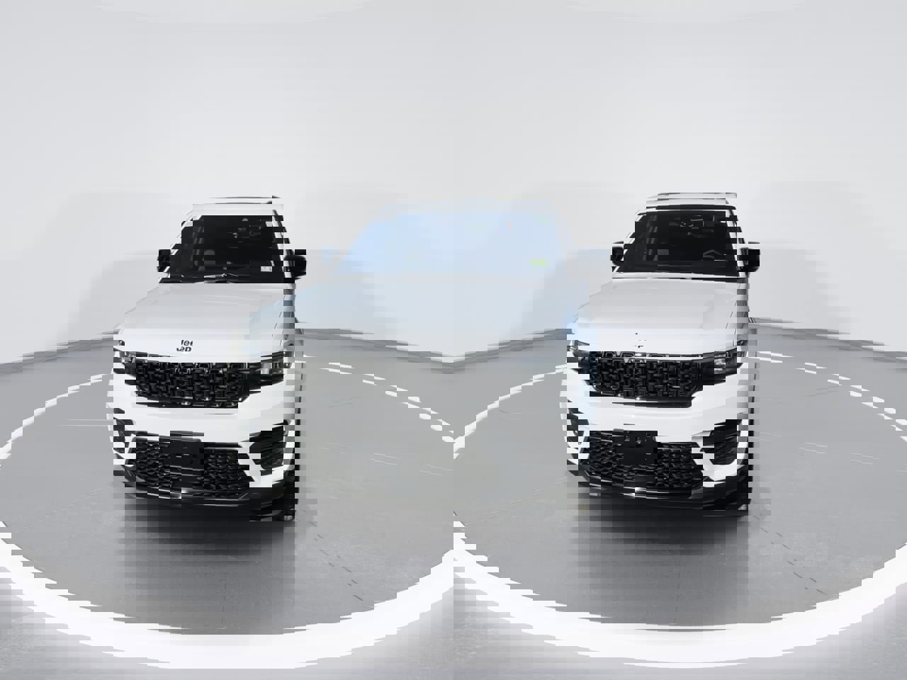 New 2025 Jeep Grand Cherokee Altitude image 3