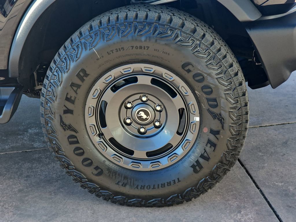 New 2025 Ford Bronco Outer Banks w/ Sasquatch Package image 38