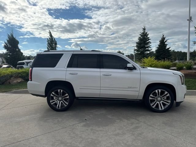Used 2018 GMC Yukon Denali w/ Denali Ultimate Package AWD/4WD image 2