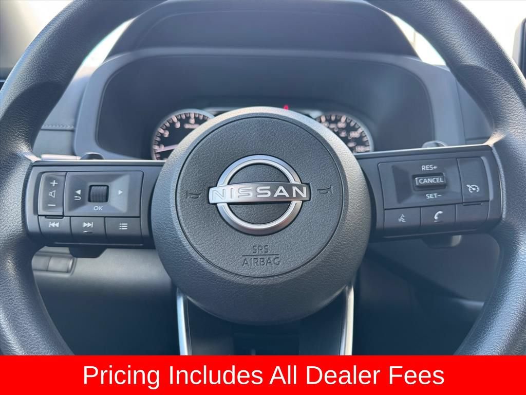Used 2024 Nissan Pathfinder S FWD image 16