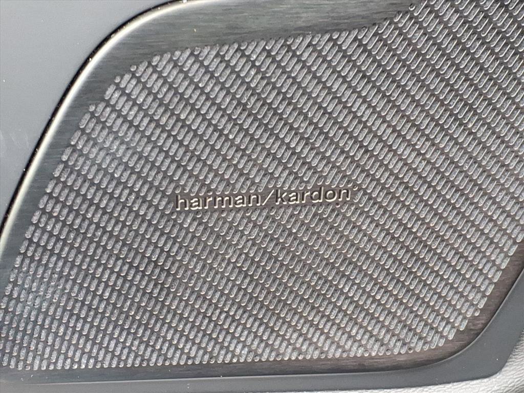 Used 2020 Volvo XC60 T5 Inscription w/ Protection Package image 16