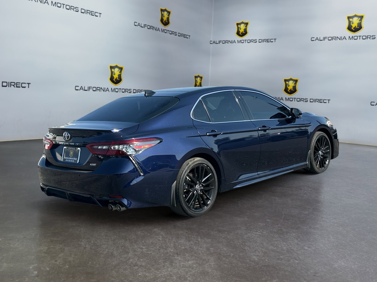 Used 2022 Toyota Camry XSE w/ Navigation Package FWD image 5