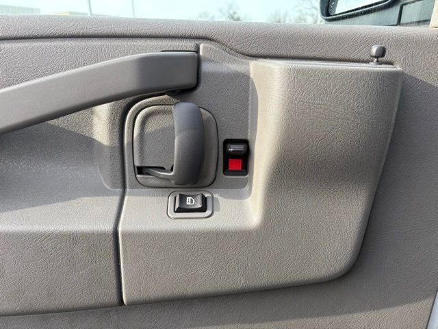 Used 2024 GMC Savana 2500 w/ Driver Convenience Package image 28