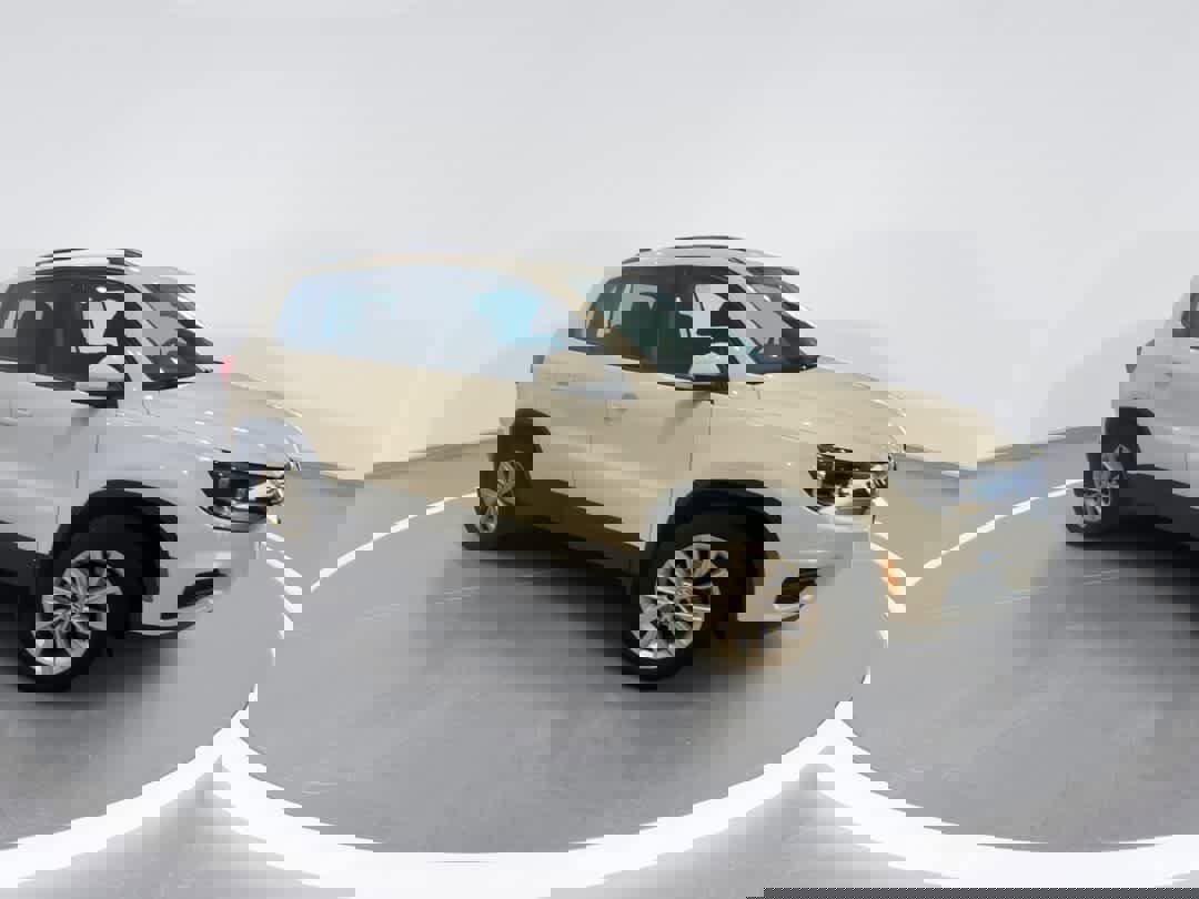 Used 2017 Volkswagen Tiguan Limited w/ Premium Package image 2