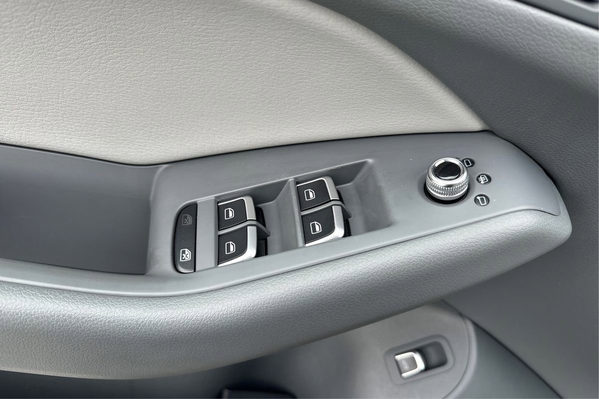 Used 2013 Audi Q5 2.0T Premium w/ Convenience Pkg image 34