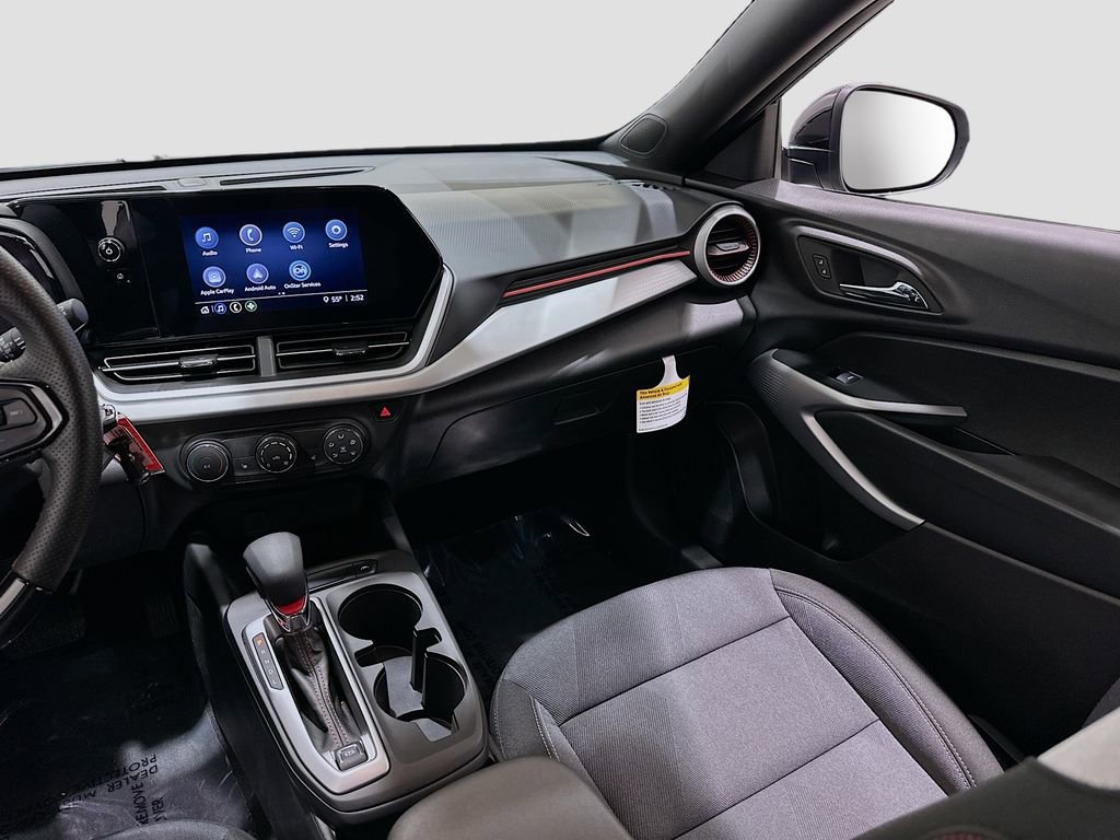 Certified 2026 Chevrolet Trax RS w/ Sunroof Package FWD image 25