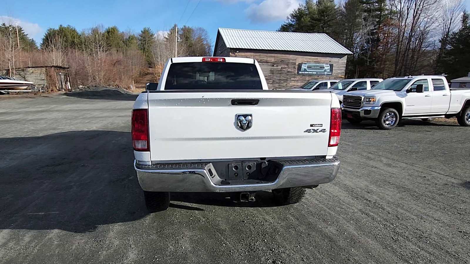 Used 2018 RAM 2500 Tradesman w/ Chrome Appearance Group AWD/4WD image 7
