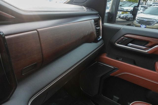 Used 2025 GMC Sierra 2500 Denali Ultimate image 32