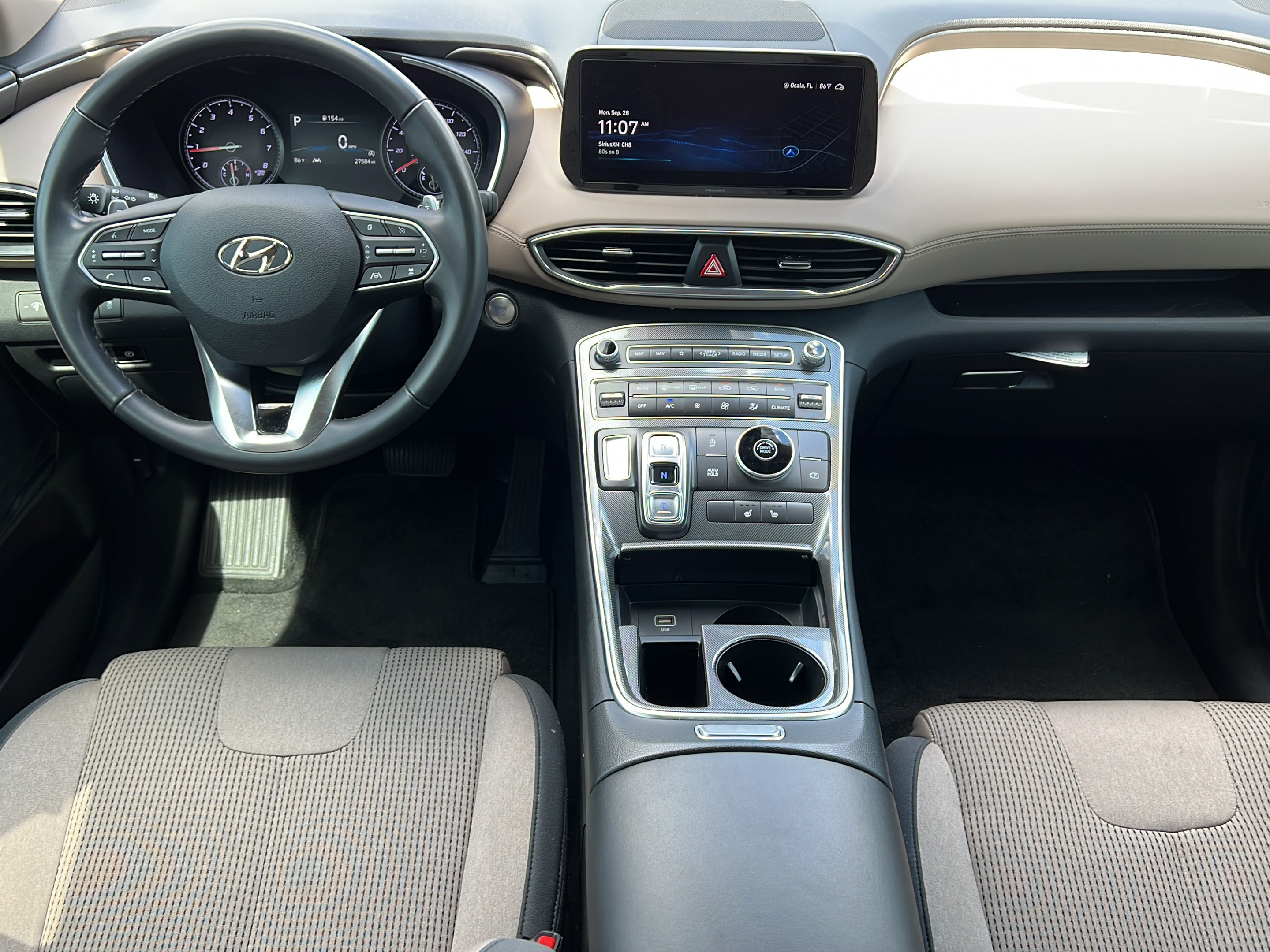 Certified 2023 Hyundai Santa Fe SEL FWD image 11