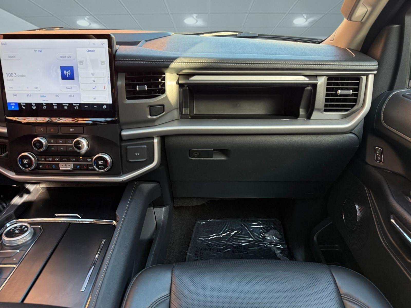 Used 2024 Ford Expedition Max XLT AWD/4WD image 29