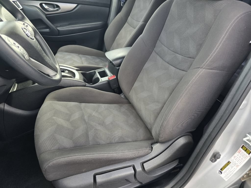 Used 2016 Nissan Rogue S AWD/4WD image 20