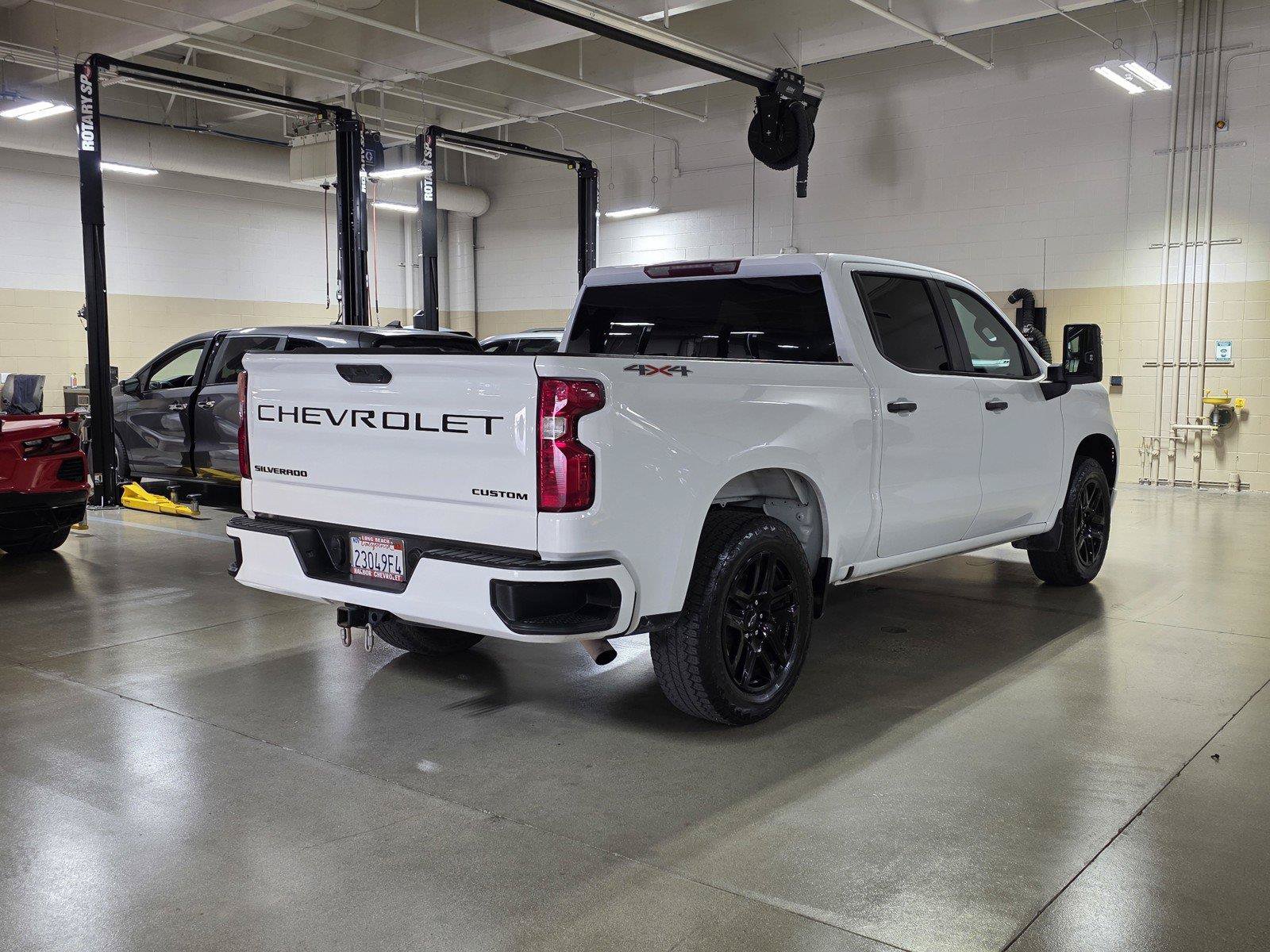 Used 2023 Chevrolet Silverado 1500 Custom w/ LPO, Dark Essentials Package AWD/4WD image 7