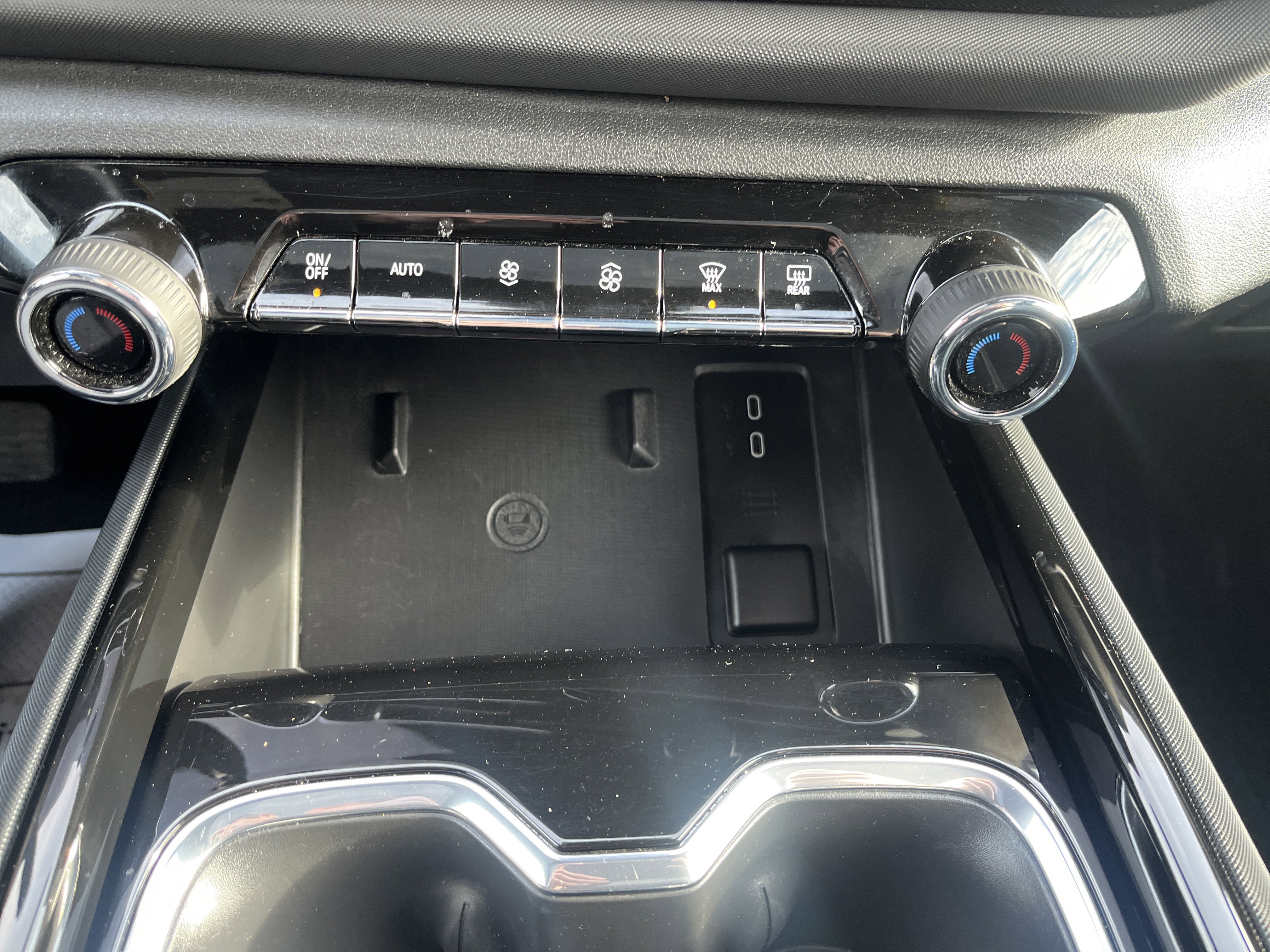 Used 2024 Chevrolet Silverado EV RST image 36