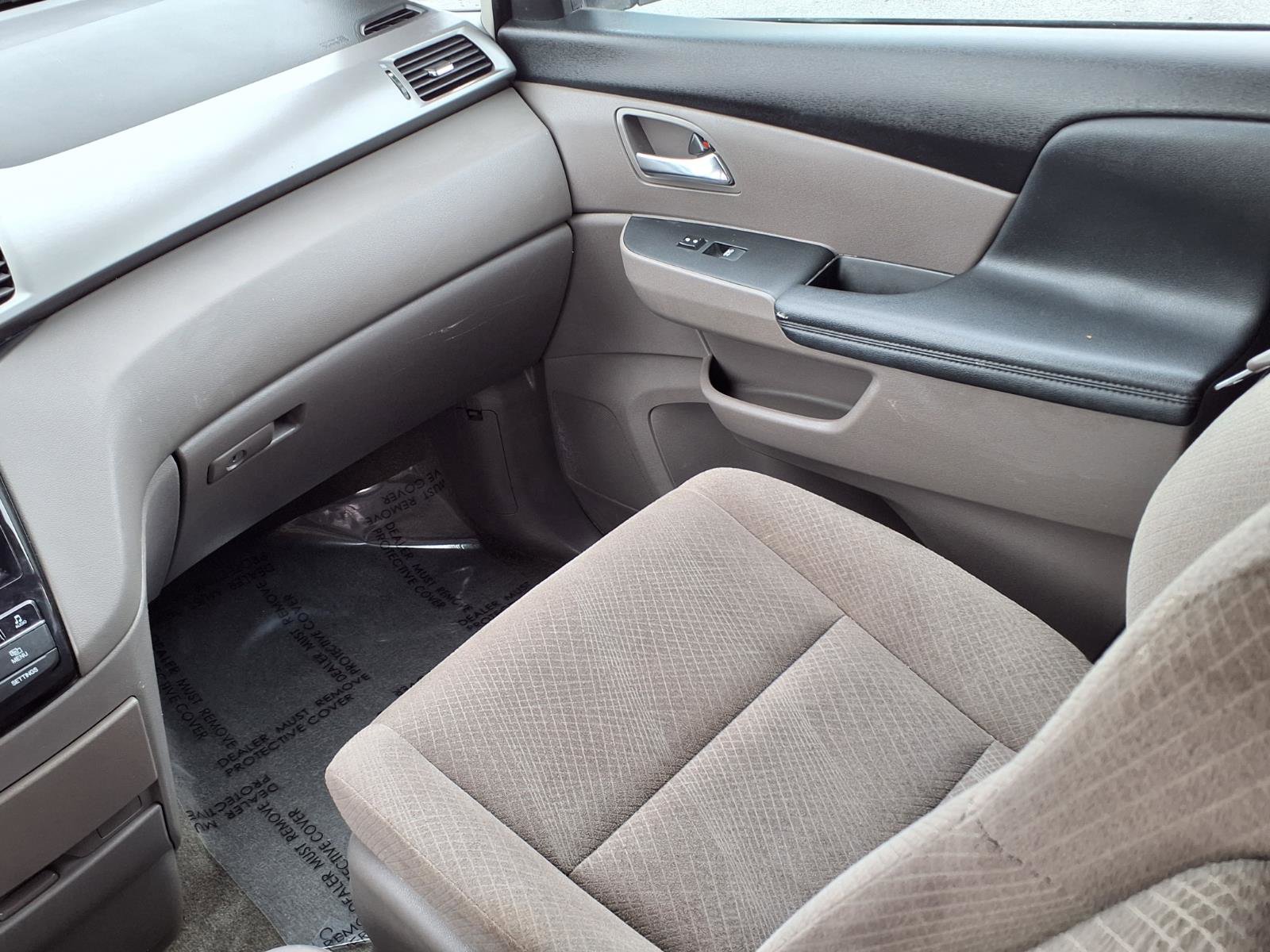 Used 2015 Honda Odyssey EX image 16