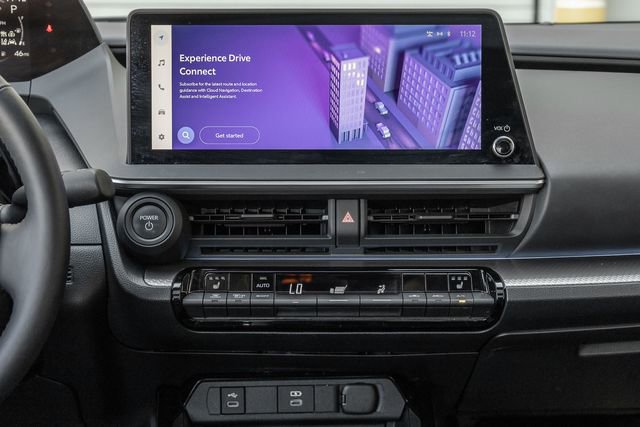 Used 2023 Toyota Prius XLE image 8