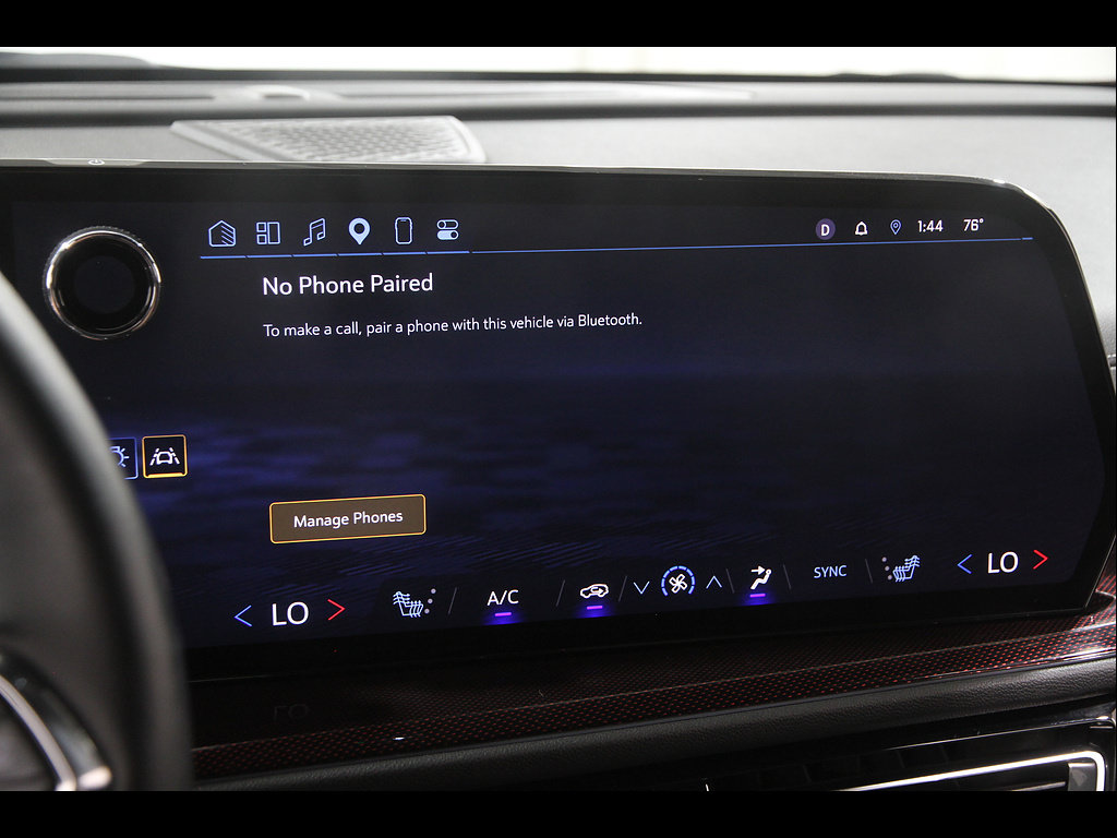 Used 2024 Chevrolet Traverse Z71 w/ Enhanced Driving Package AWD/4WD image 15