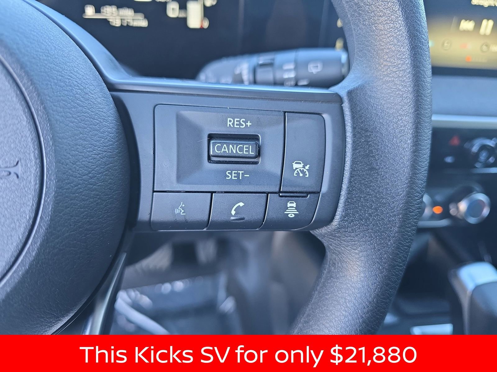 Used 2025 Nissan Kicks SV image 22