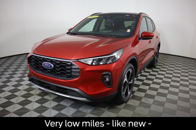 Used 2025 Ford Escape ST-Line Select w/ Tech Pack #1 AWD/4WD image 10