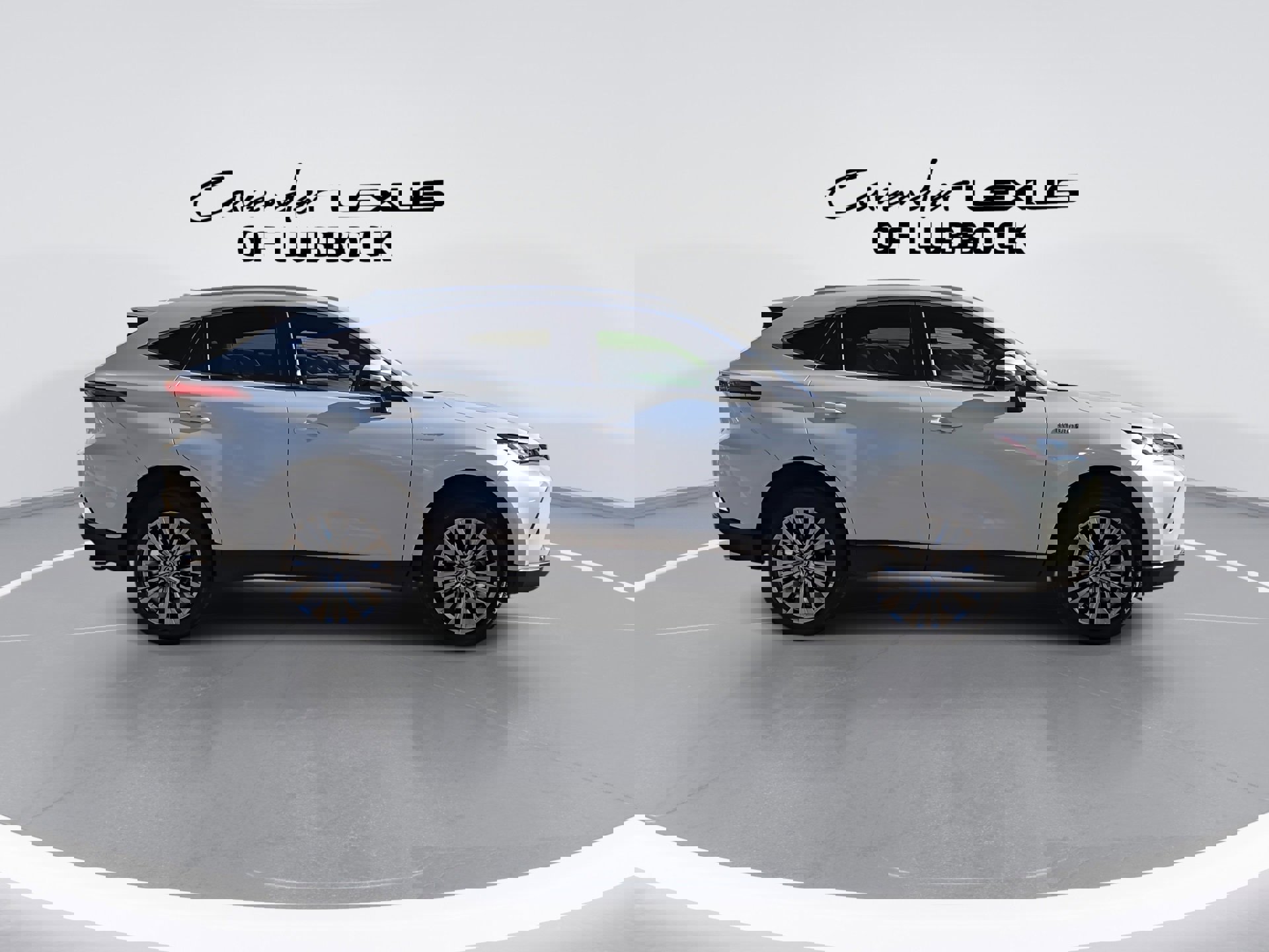 Used 2021 Toyota Venza Limited image 9