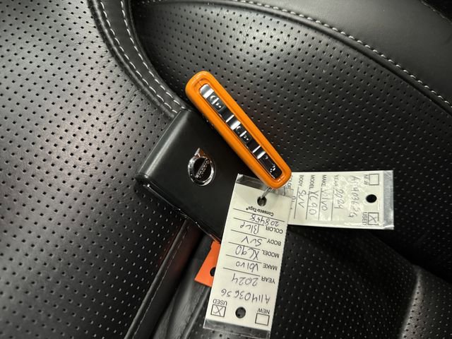 Used 2024 Volvo XC90 T8 Ultimate w/ Protection Package Premier image 27