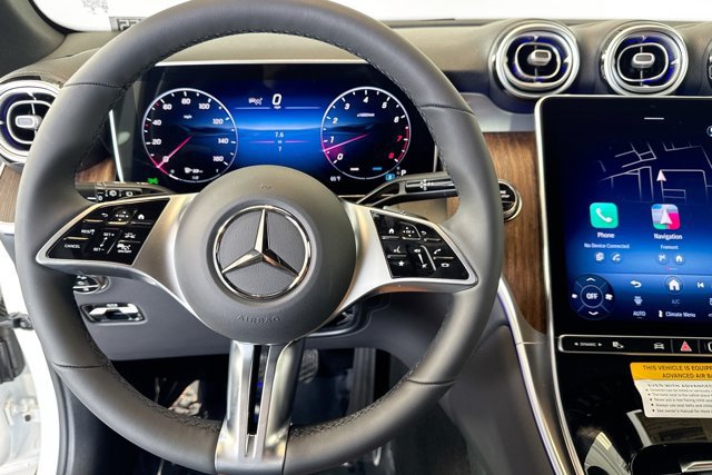 Used 2026 Mercedes-Benz GLC 300 4MATIC image 11