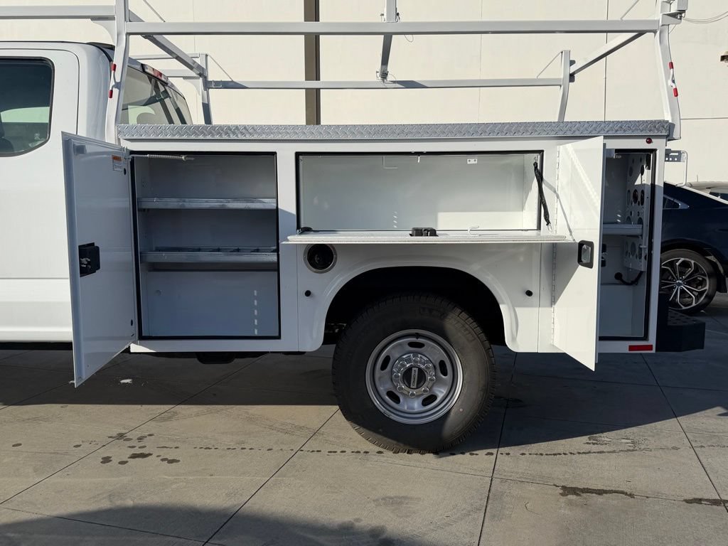 New 2023 Ford F250 XL w/ XL Chrome Package AWD/4WD image 10