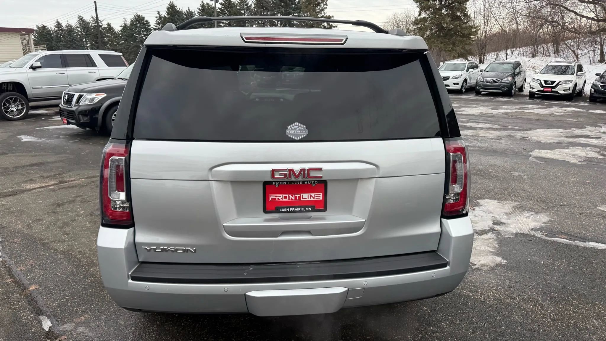 Used 2018 GMC Yukon SLT w/ Open Road Package image 4