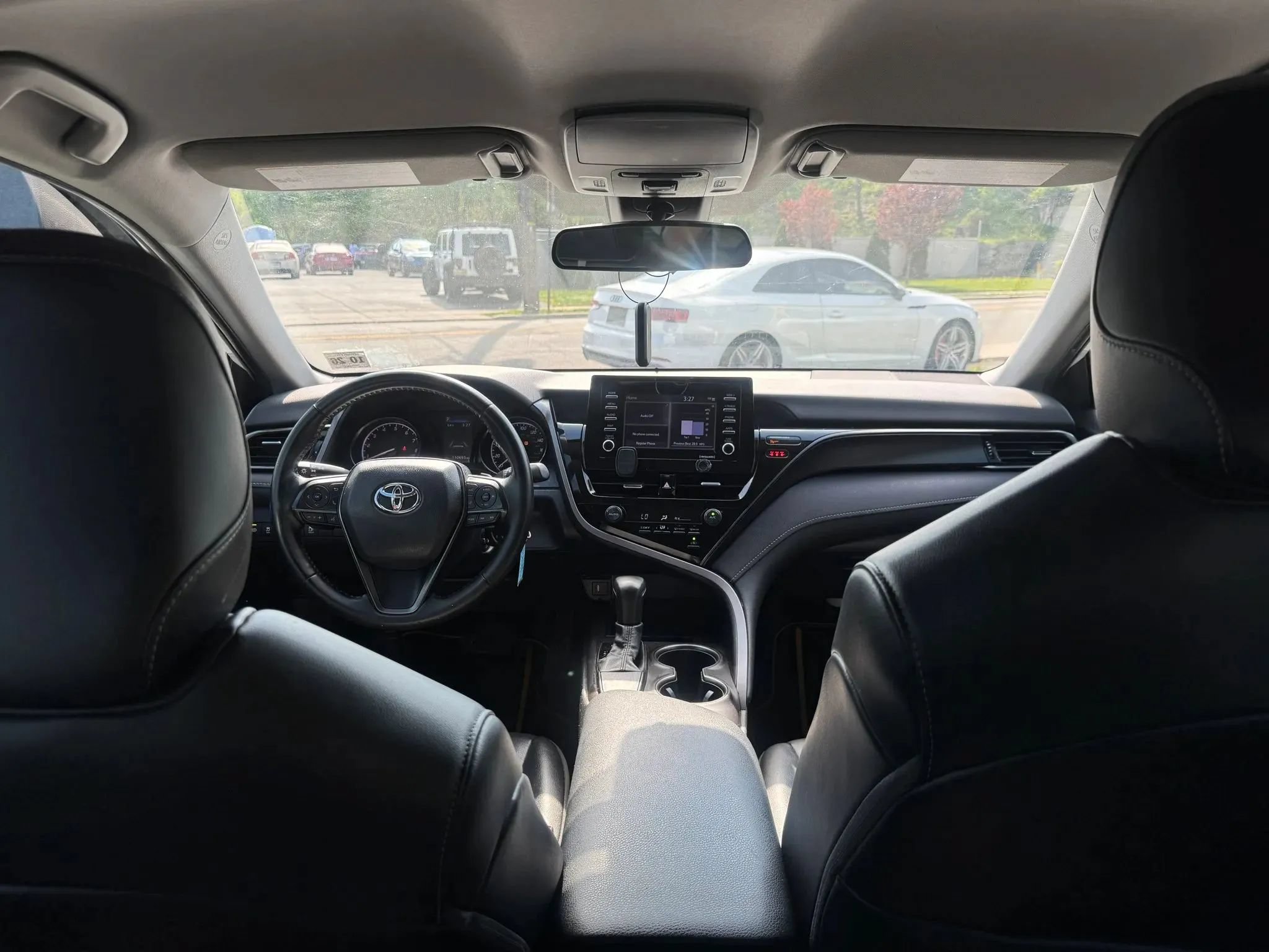Used 2021 Toyota Camry SE FWD image 23