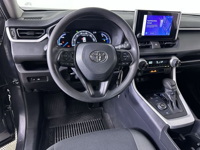 Used 2025 Toyota RAV4 LE image 21