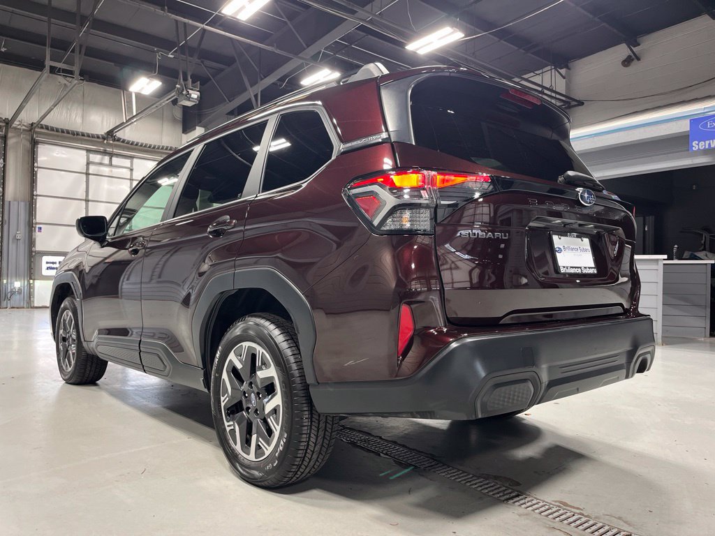 Used 2026 Subaru Forester Premium AWD/4WD image 5