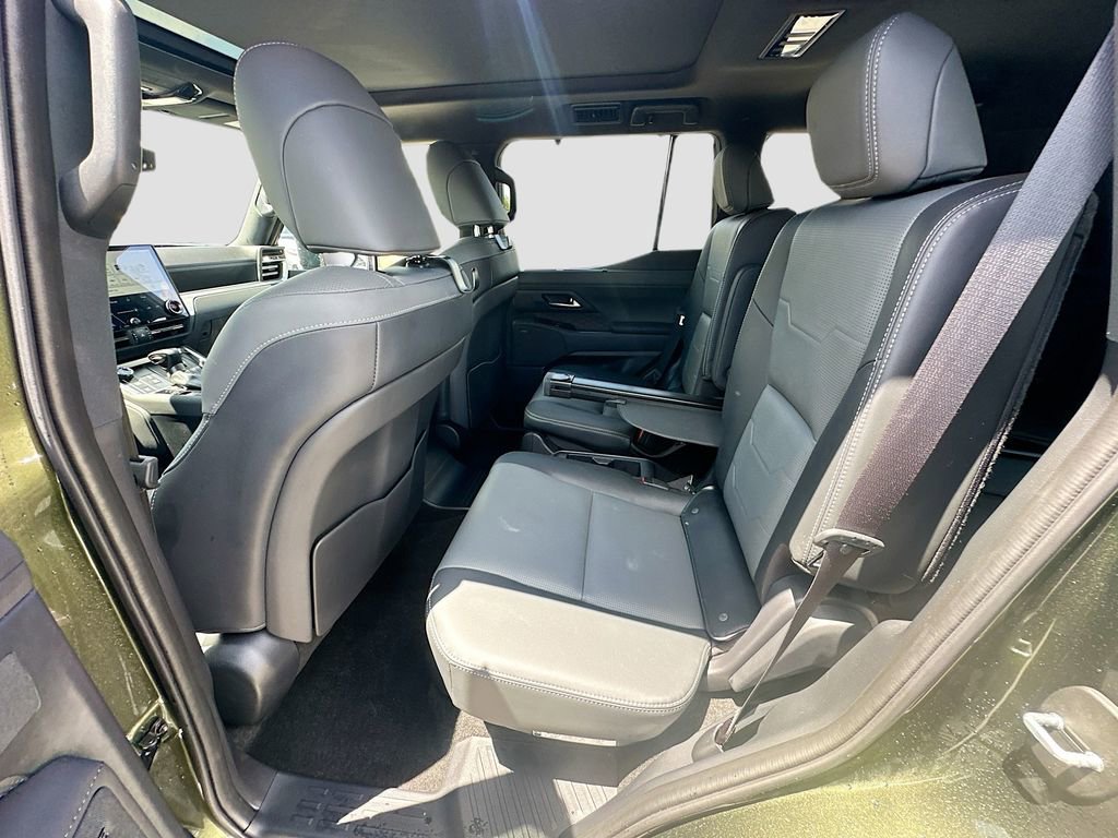 Used 2024 Lexus GX 550 w/ Cold Area Package AWD/4WD image 26
