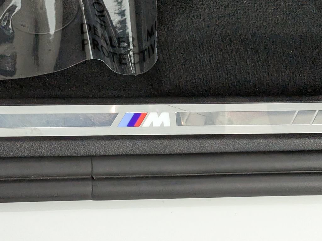 Certified 2024 BMW X5 xDrive40i w/ M Sport Package image 16