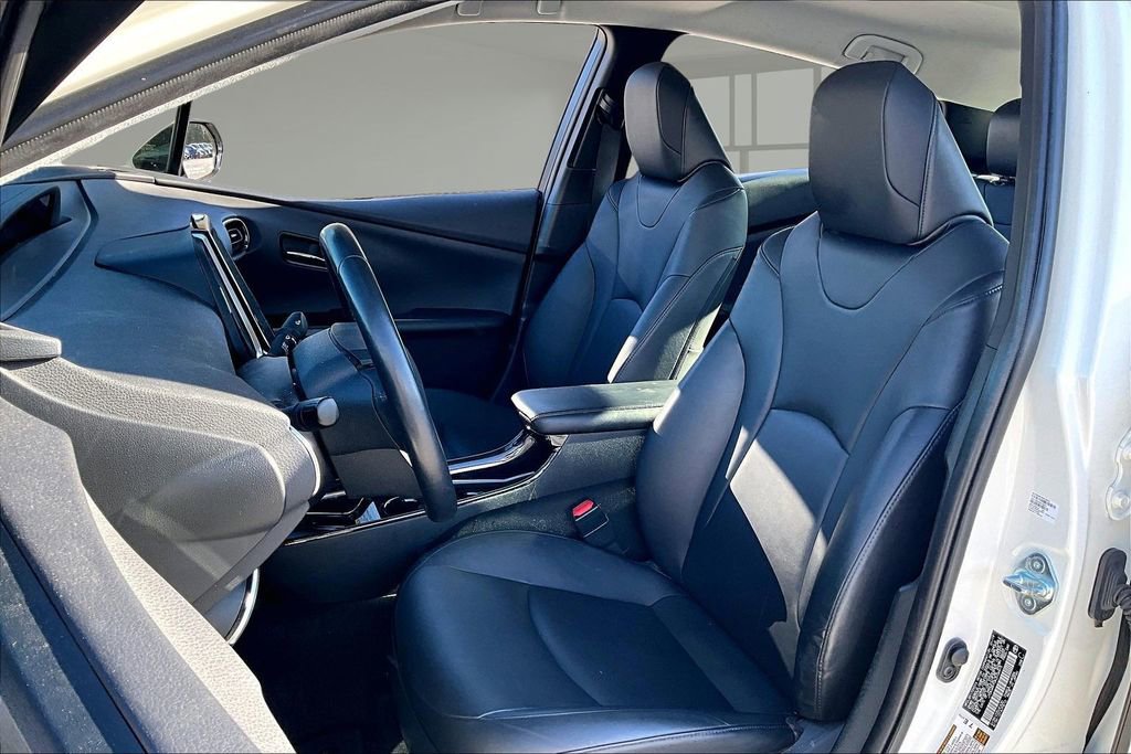 Used 2019 Toyota Prius Prime Advanced image 21
