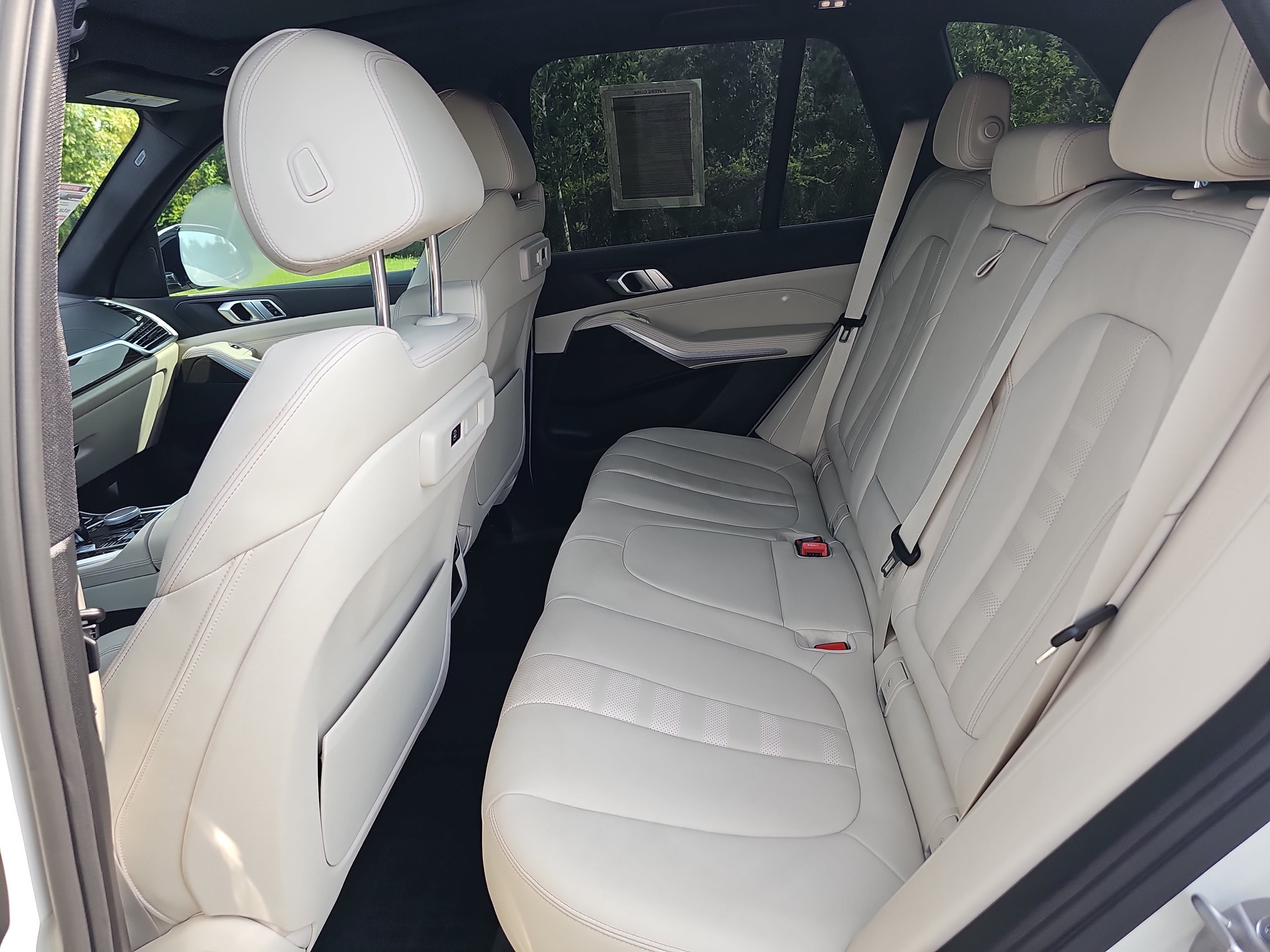 Used 2021 BMW X5 xDrive40i w/ Premium Package 2 AWD/4WD image 14