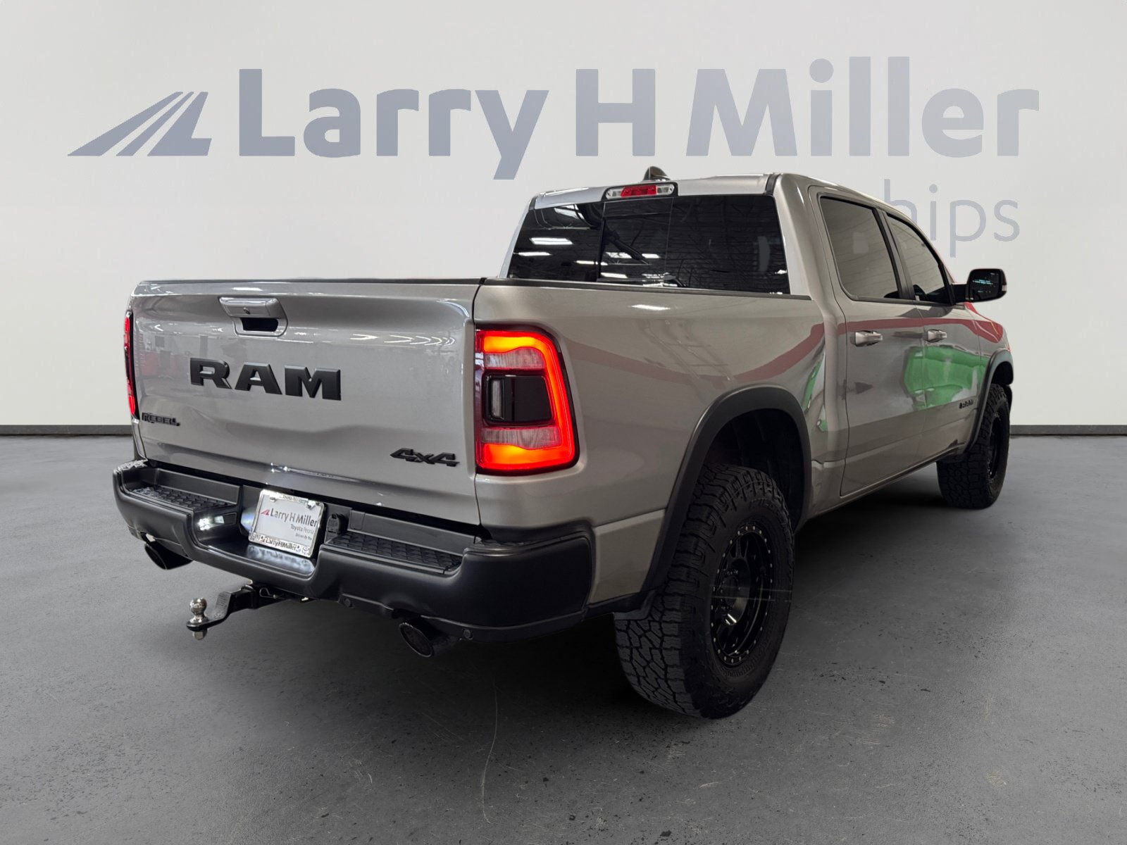 Used 2020 RAM 1500 Rebel w/ Rebel Level 2 Equipment Group AWD/4WD image 5
