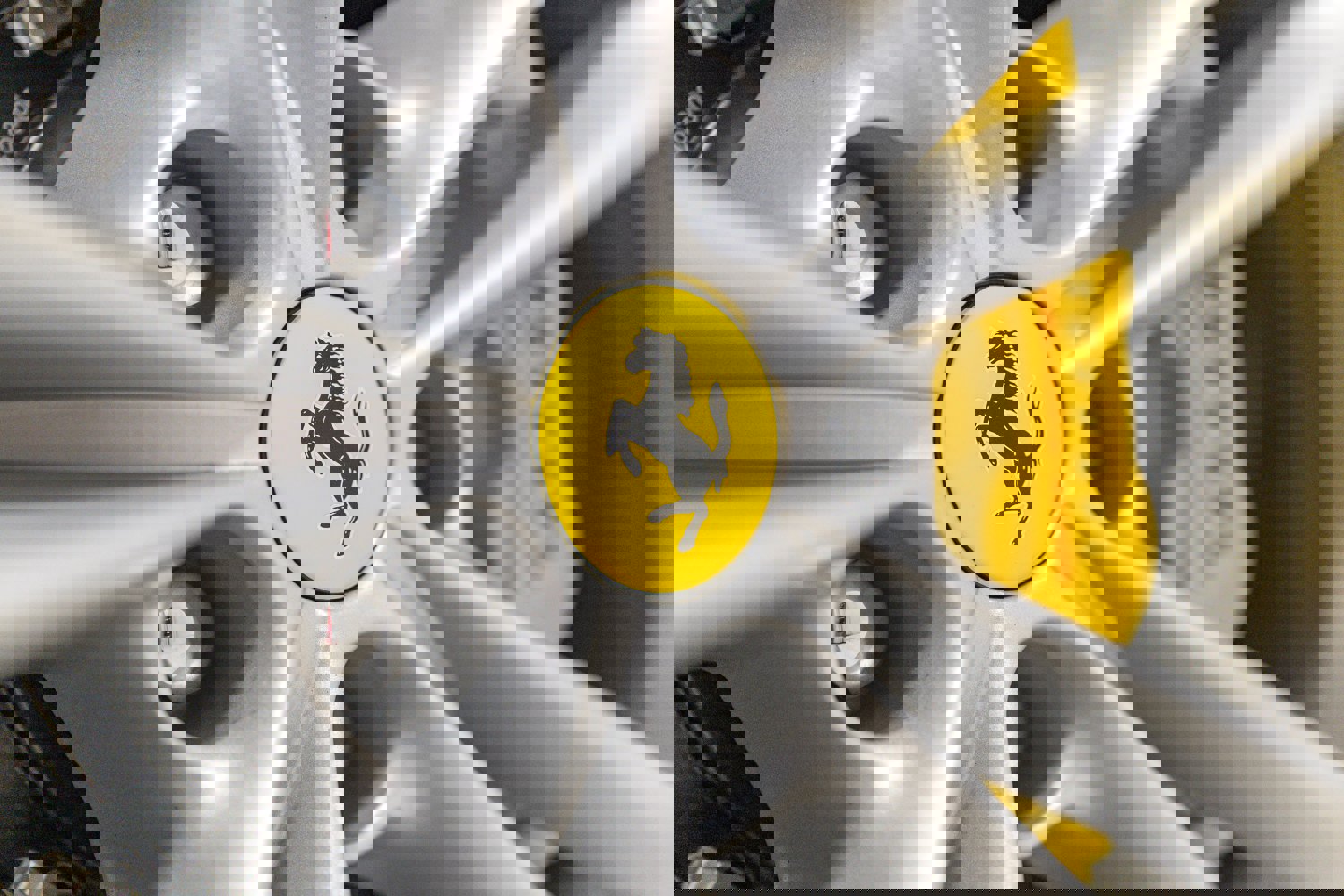 Certified 2025 Ferrari 296 GTS image 25