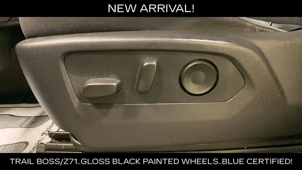 Used 2024 Chevrolet Silverado 1500 Custom Trail Boss AWD/4WD image 30