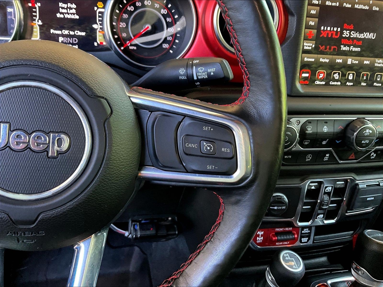 Used 2021 Jeep Gladiator Rubicon AWD/4WD image 13