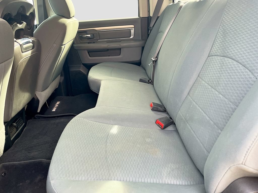 Used 2020 RAM 1500 Classic SLT AWD/4WD image 23