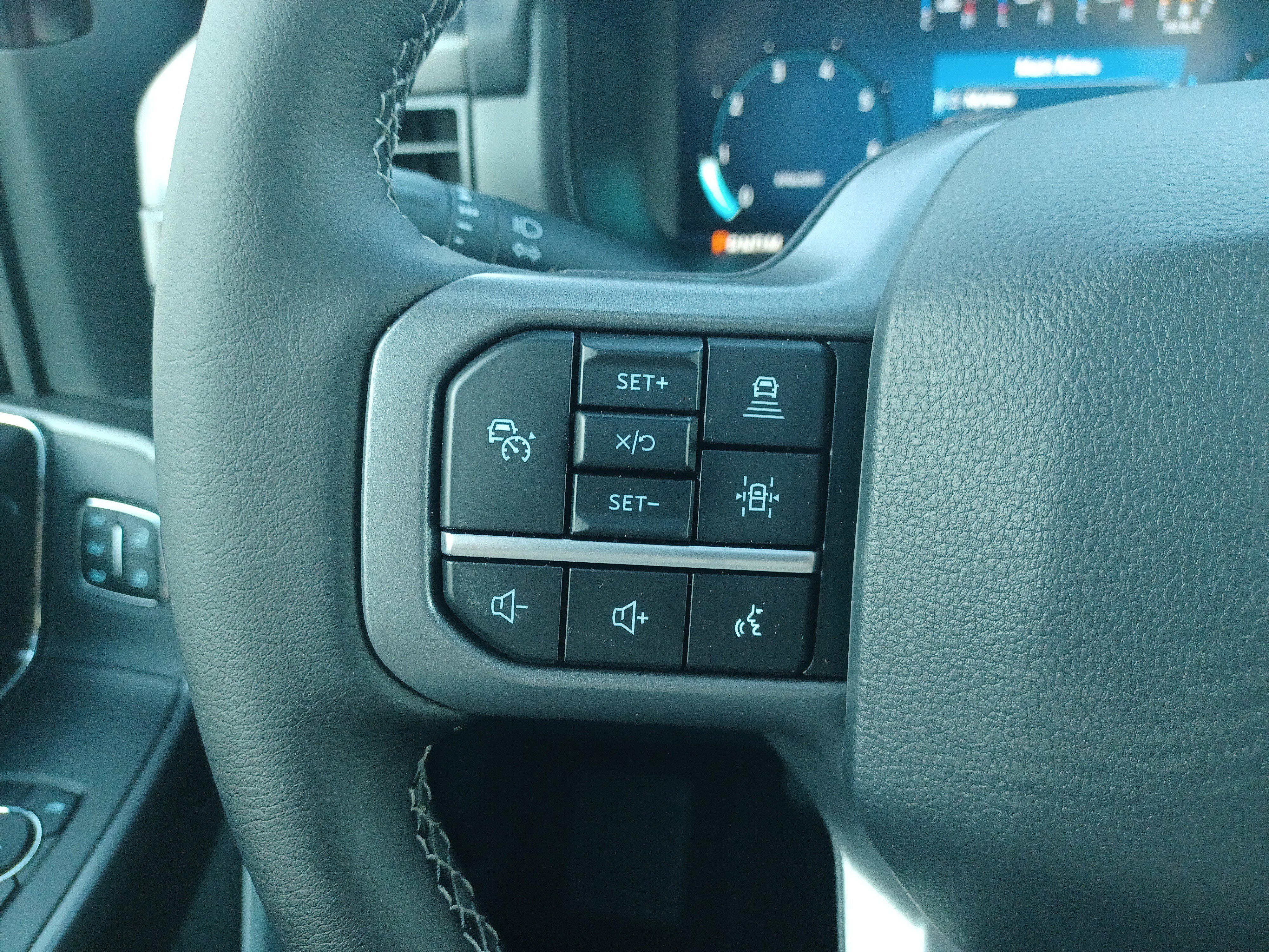 New 2025 Ford F150 Lariat w/ Equipment Group 502A High image 27