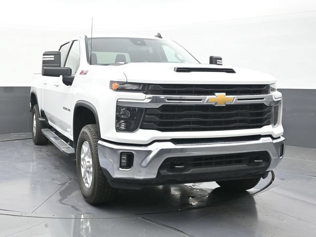 Used 2024 Chevrolet Silverado 2500 LT AWD/4WD image 21