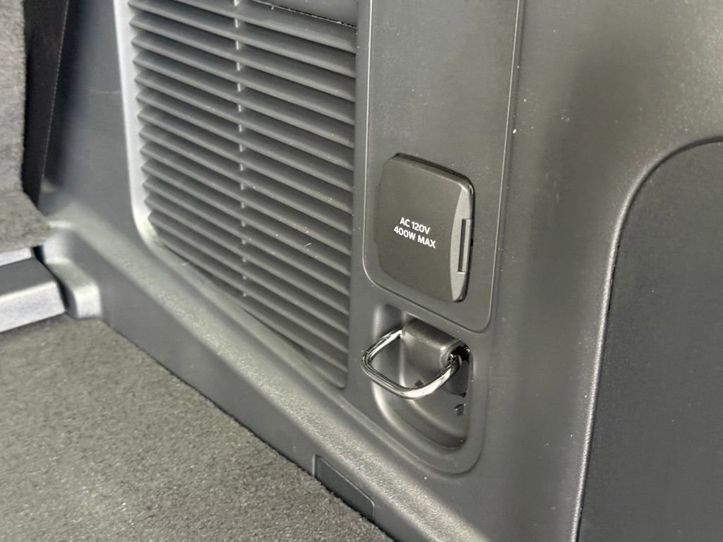 New 2026 Ford Expedition Active AWD/4WD image 8