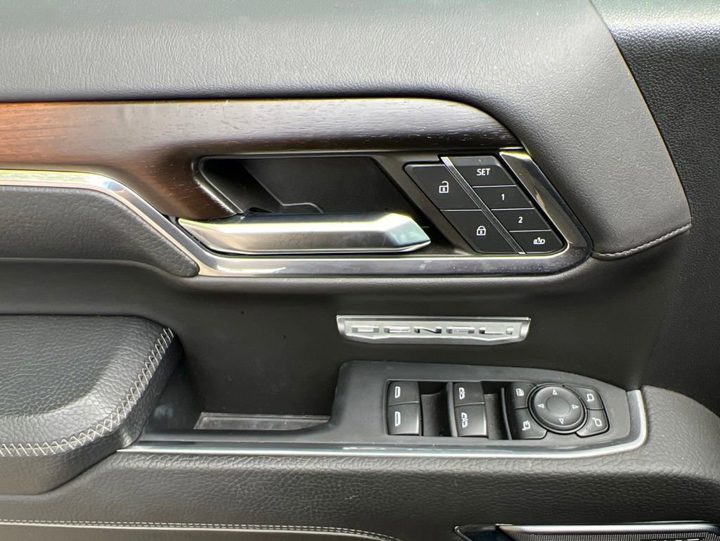 Used 2024 GMC Sierra 1500 Denali AWD/4WD image 17