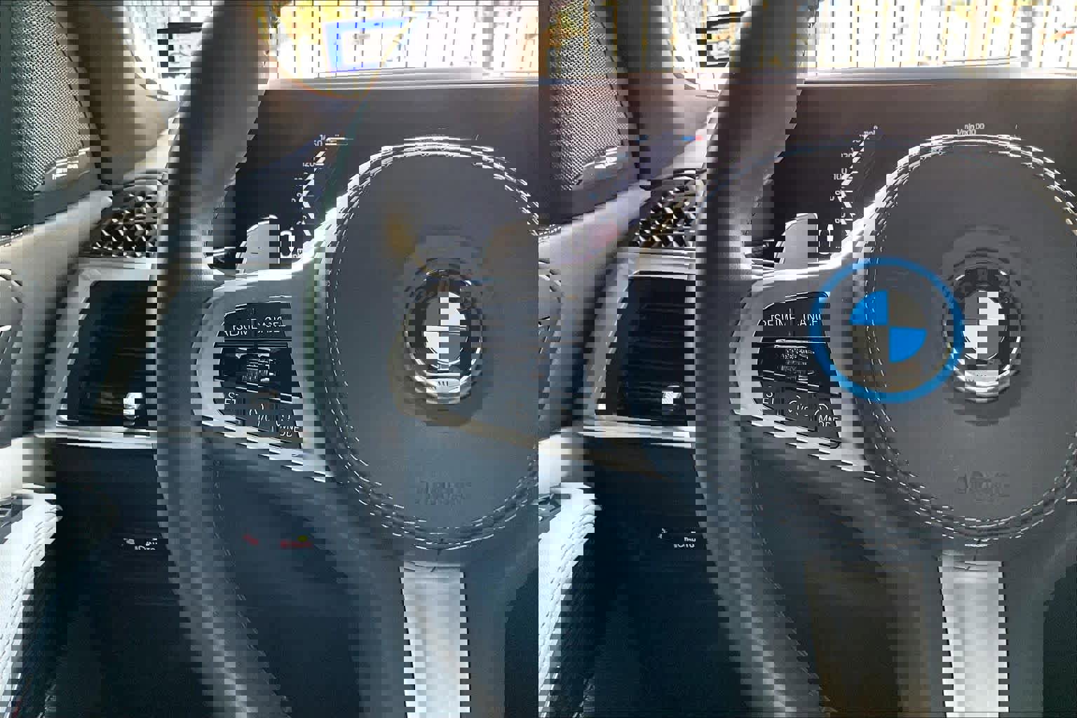 Used 2024 BMW X5 xDrive50e w/ M Sport Package image 23