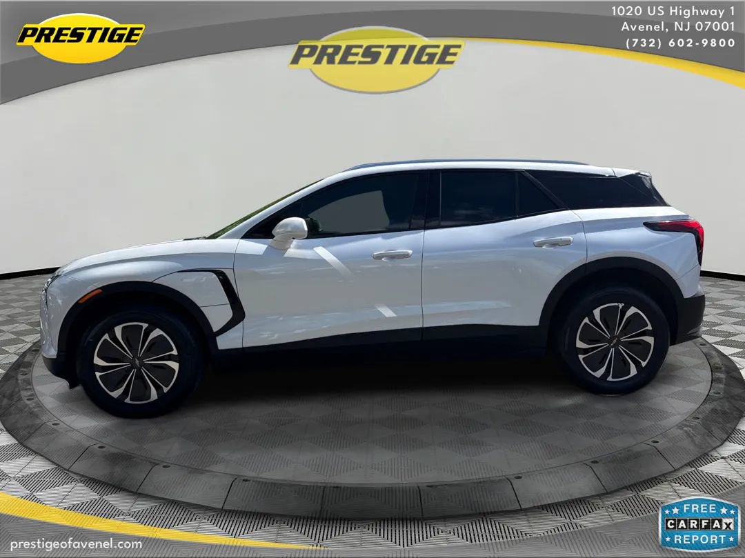 Used 2024 Chevrolet Blazer EV LT AWD/4WD image 8