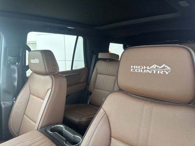 New 2026 Chevrolet Tahoe High Country AWD/4WD image 13