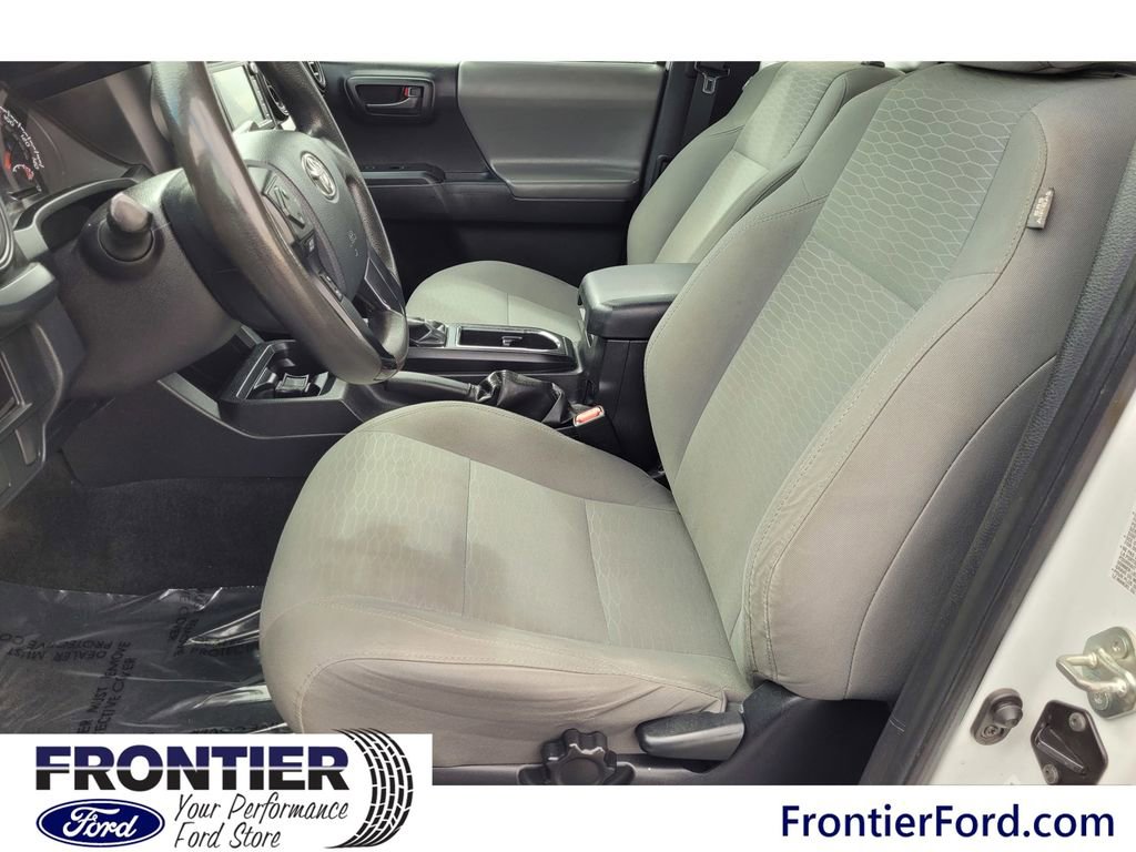 Used 2016 Toyota Tacoma SR image 24