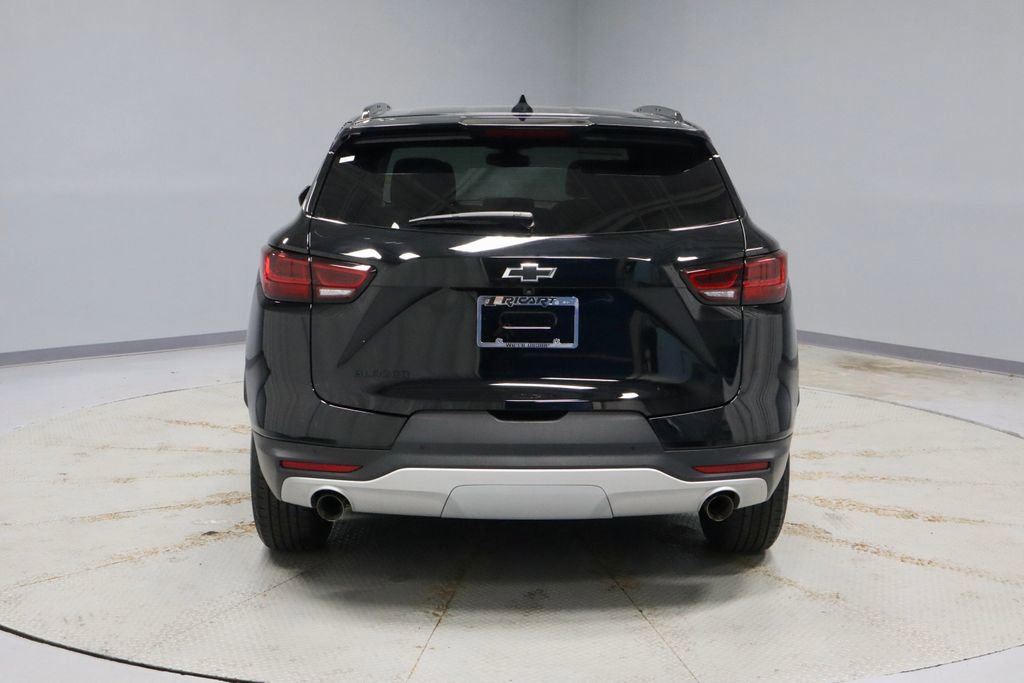 Used 2024 Chevrolet Blazer LT w/ Convenience Package FWD image 9